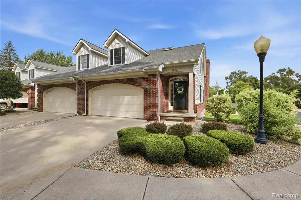 4282 Elden Place Waterford Charter Township, MI 48329