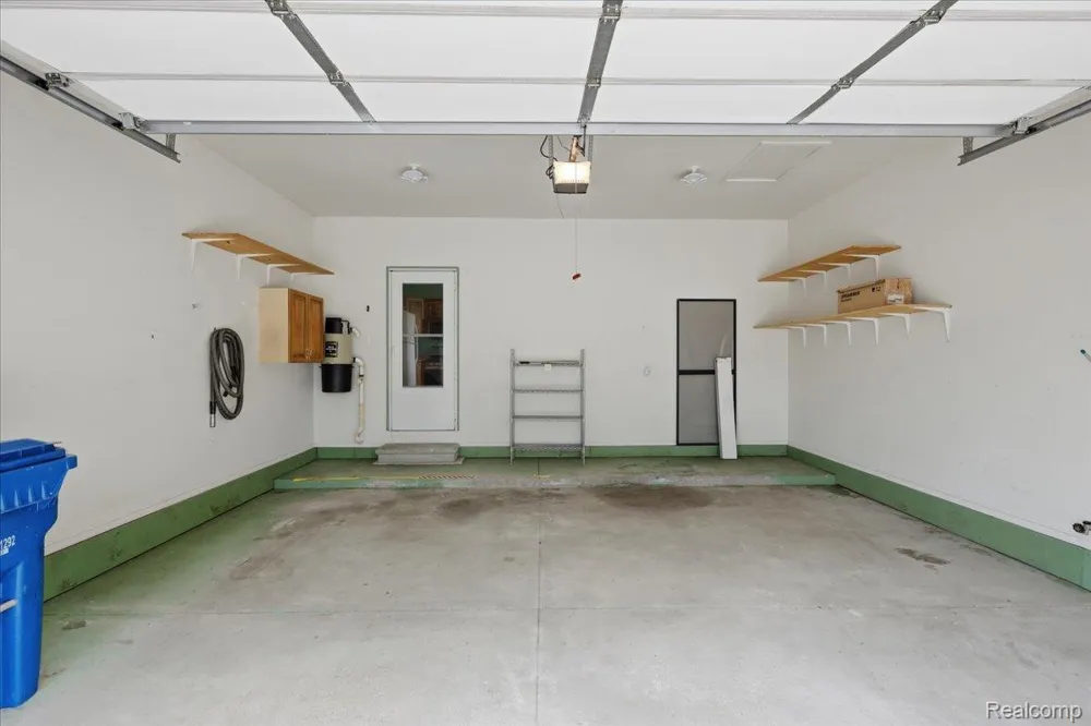 4282 Elden Place Waterford Charter Township, MI 48329