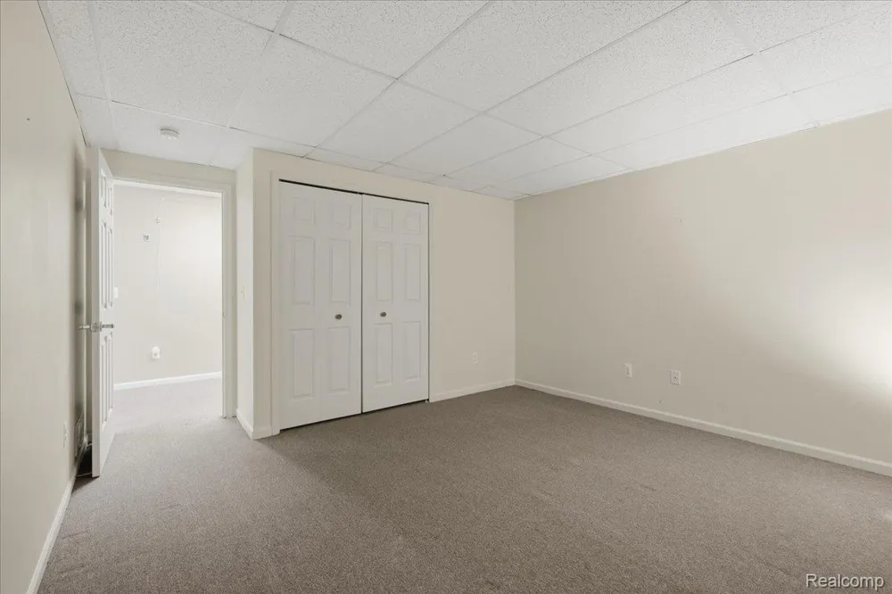 4282 Elden Place Waterford Charter Township, MI 48329