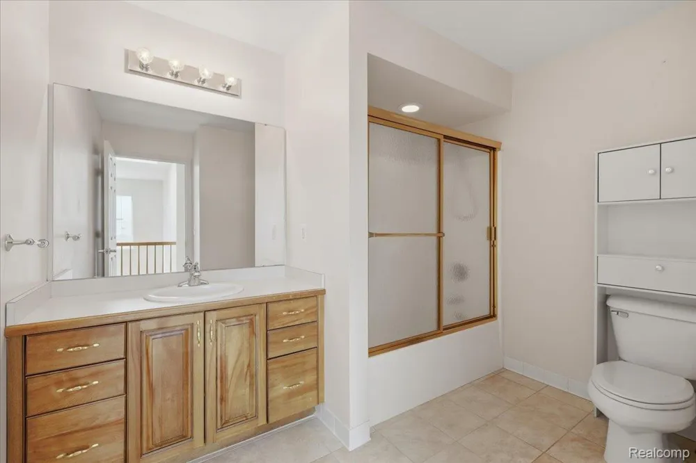 4282 Elden Place Waterford Charter Township, MI 48329