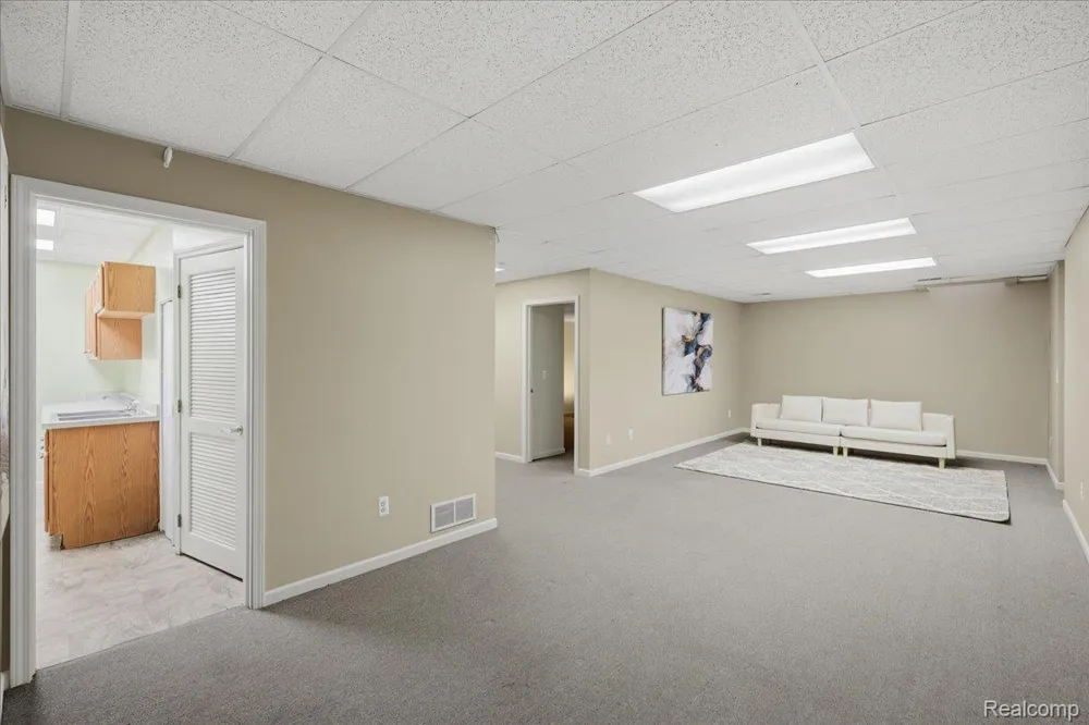 4282 Elden Place Waterford Charter Township, MI 48329
