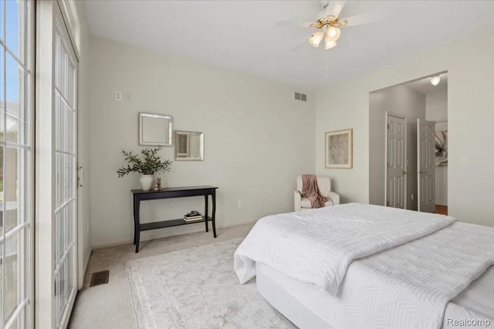 4282 Elden Place Waterford Charter Township, MI 48329