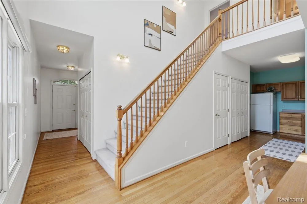 4282 Elden Place Waterford Charter Township, MI 48329
