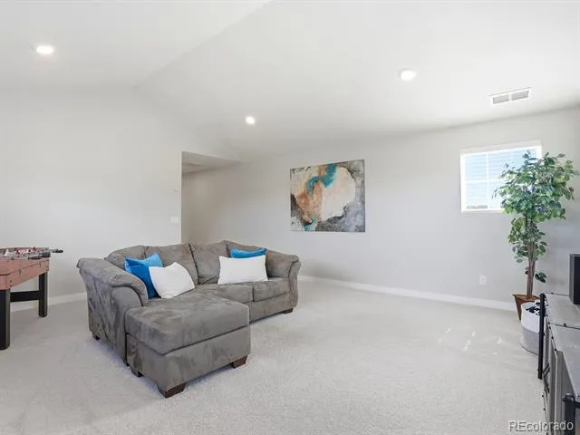 8275 Arapahoe Peak Street Littleton, CO 80125