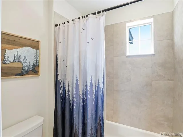 8275 Arapahoe Peak Street Littleton, CO 80125
