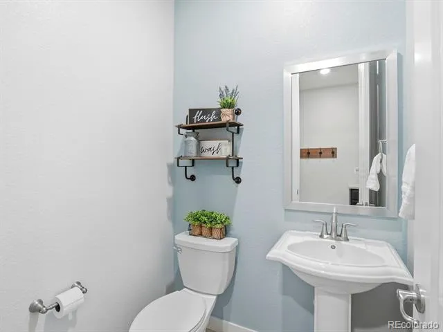 8275 Arapahoe Peak Street Littleton, CO 80125