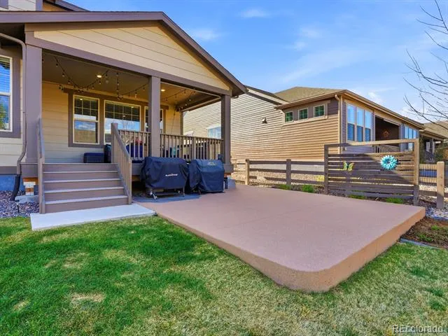 8275 Arapahoe Peak Street Littleton, CO 80125