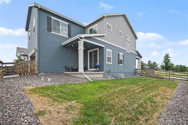 17227 Parkside Drive Commerce City, CO 80022