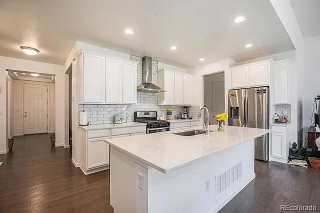 6784 Zebra Grass Lane Parker, CO 80138