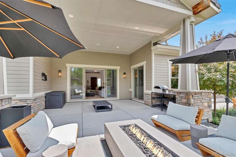 27041 E Long Circle Aurora, CO 80016
