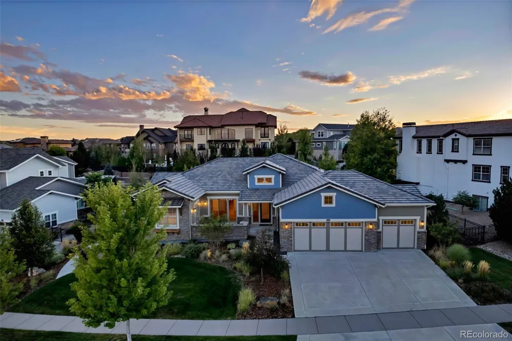27041 E Long Circle Aurora, CO 80016