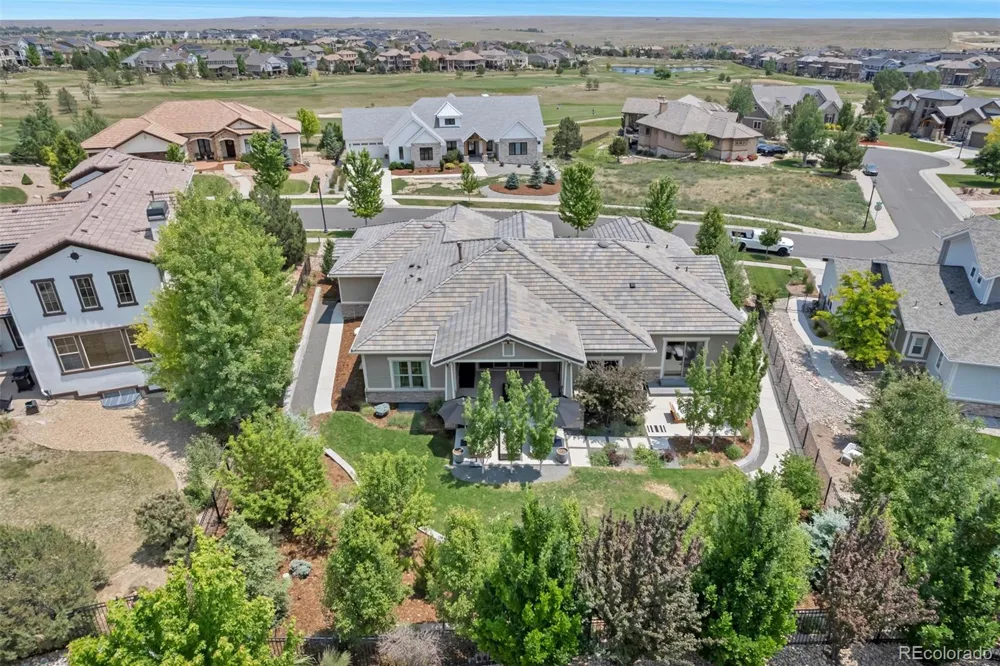 27041 E Long Circle Aurora, CO 80016