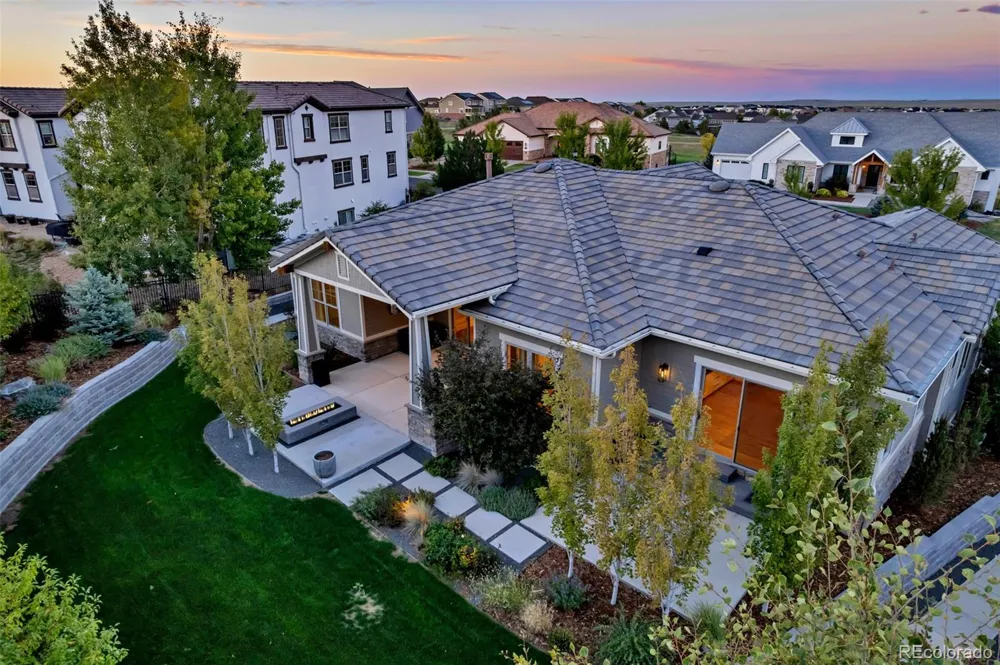 27041 E Long Circle Aurora, CO 80016