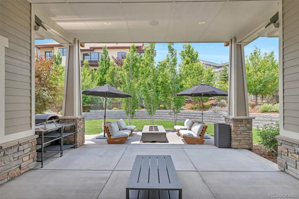 27041 E Long Circle Aurora, CO 80016
