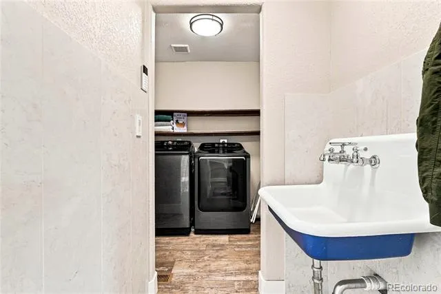 1658 Spring Water Place Littleton, CO 80129