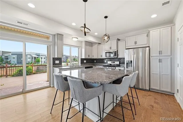 2825 Merry Rest Way Castle Rock, CO 80109