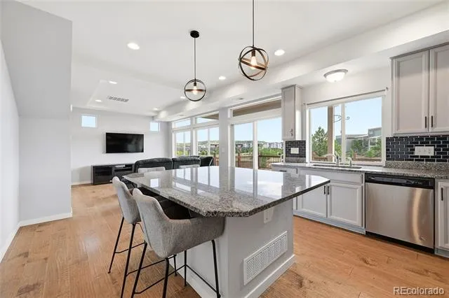 2825 Merry Rest Way Castle Rock, CO 80109
