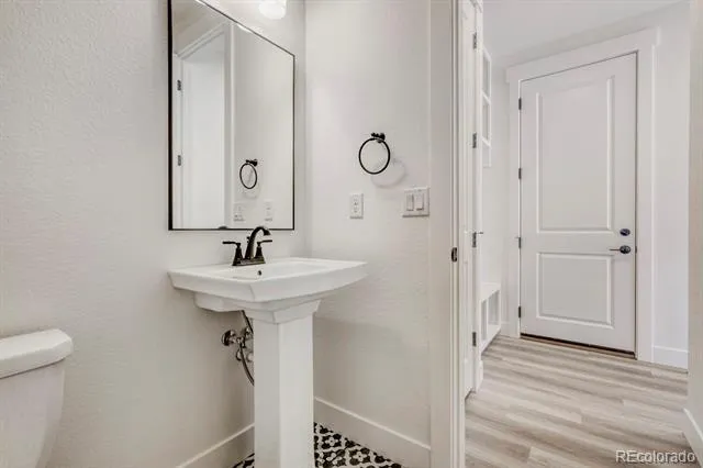 8734 San Diego Way Colorado Springs, CO 80908