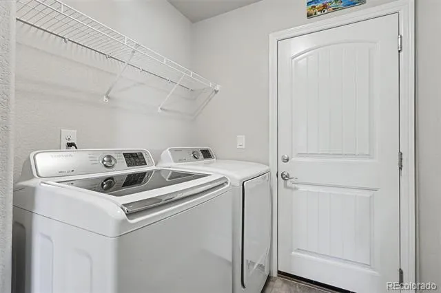 6414 Mountain Dale Drive Colorado Springs, CO 80927
