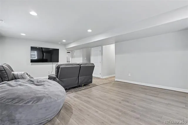 6414 Mountain Dale Drive Colorado Springs, CO 80927