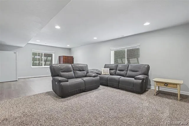 6414 Mountain Dale Drive Colorado Springs, CO 80927