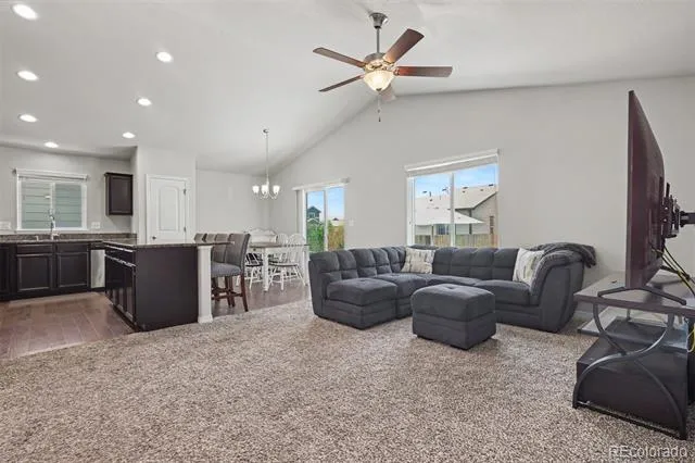 6414 Mountain Dale Drive Colorado Springs, CO 80927