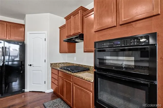 5513 Harbor Town Drive Elizabeth, CO 80107