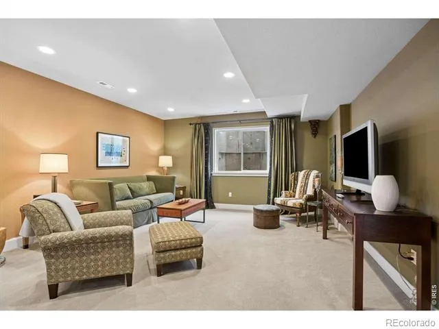 2040 Oak Avenue Boulder, CO 80304