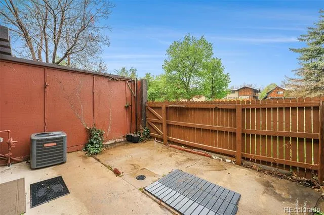 1273 S Crystal Way Aurora, CO 80012