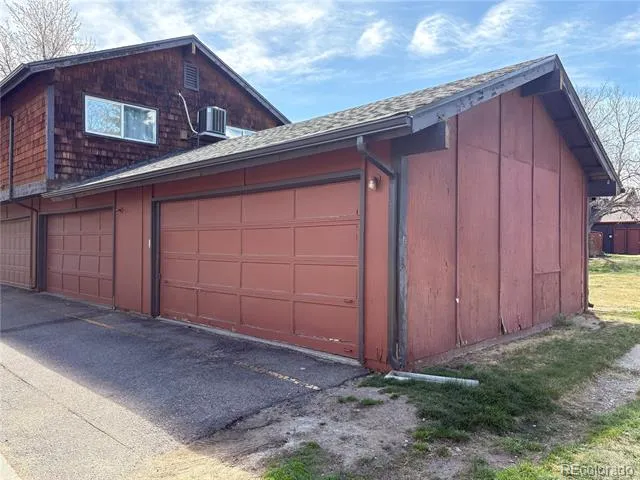 1273 S Crystal Way Aurora, CO 80012