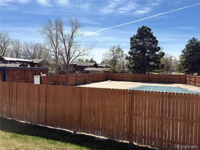 1273 S Crystal Way Aurora, CO 80012