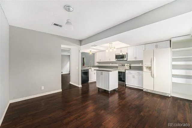1273 S Crystal Way Aurora, CO 80012