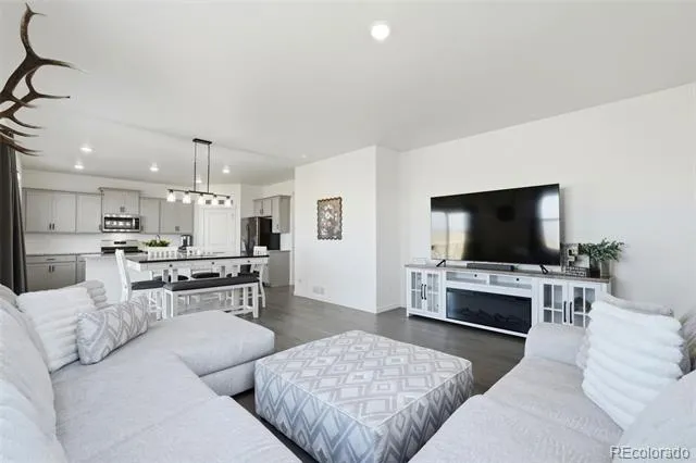 3154 Belleville Ridge Road Elizabeth, CO 80107