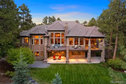 976 Country Club Parkway