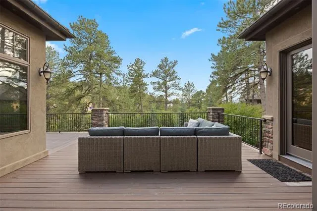 976 Country Club Parkway Castle Rock, CO 80108