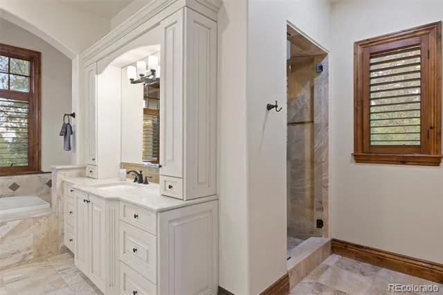 976 Country Club Parkway Castle Rock, CO 80108