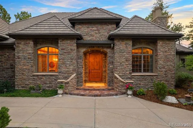 976 Country Club Parkway Castle Rock, CO 80108