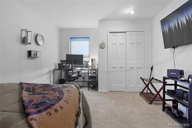 35 Ravenglass Way Colorado Springs, CO 80906