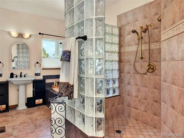 14517 W 57th Place Arvada, CO 80002