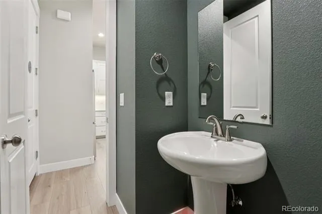 176 High Point Drive Longmont, CO 80504