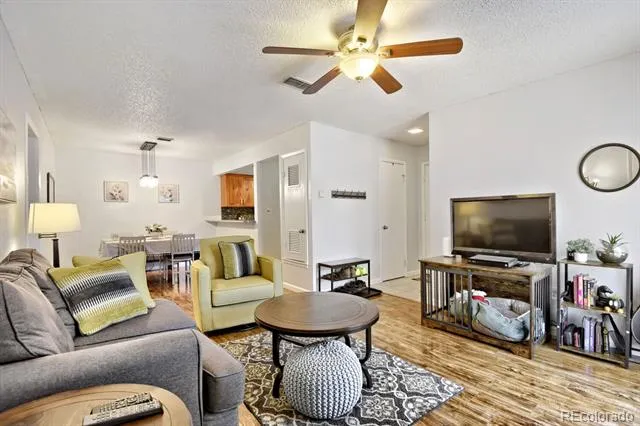 2330 E Fremont Avenue #J Centennial, CO 80122