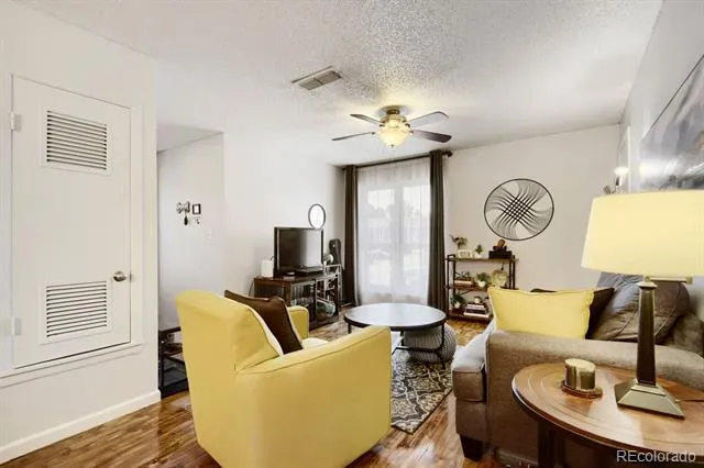 2330 E Fremont Avenue #J Centennial, CO 80122