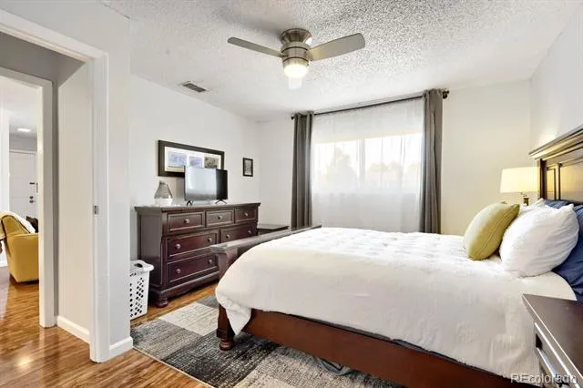 2330 E Fremont Avenue #J Centennial, CO 80122