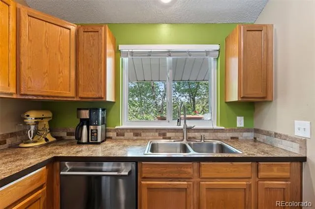 11797 E Cedar Avenue Aurora, CO 80012