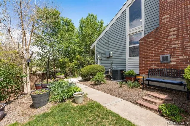 11797 E Cedar Avenue Aurora, CO 80012