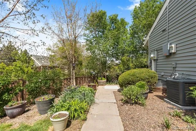 11797 E Cedar Avenue Aurora, CO 80012