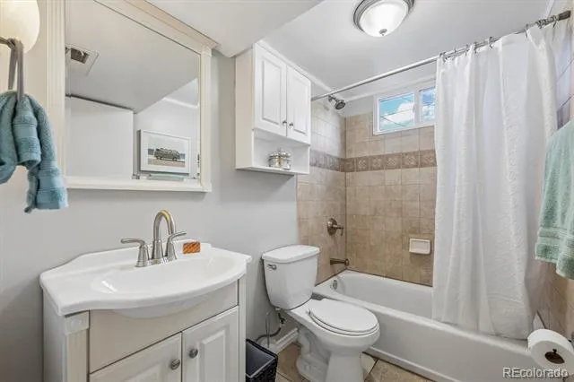 8524 Wiley Circle Westminster, CO 80031