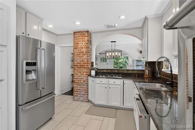 2320 Glencoe Street Denver, CO 80207