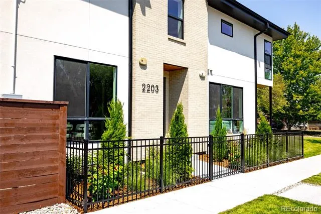 2203 W 37th Avenue Denver, CO 80211