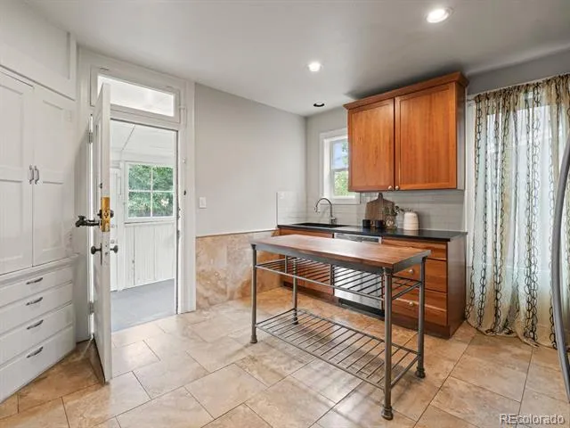 350 S Lincoln Street Denver, CO 80209